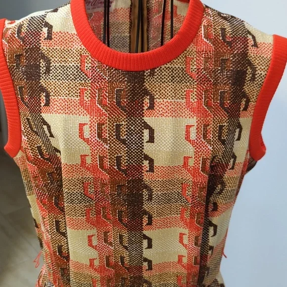 Vintage Sleeveless Dress - Picture 2 of 9